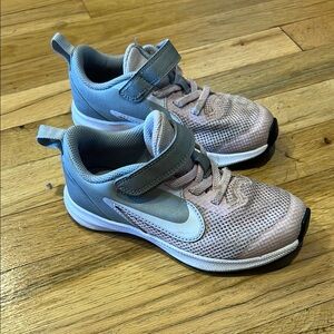 Kids Pink and Gray nike sneakers